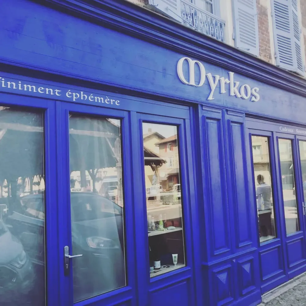 Enseignes près de Attignat